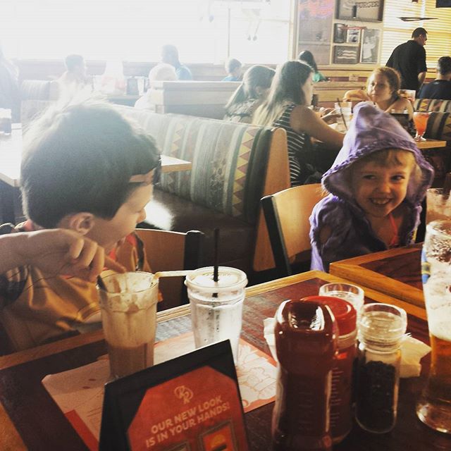 Chilly cousin fun at Red Robin