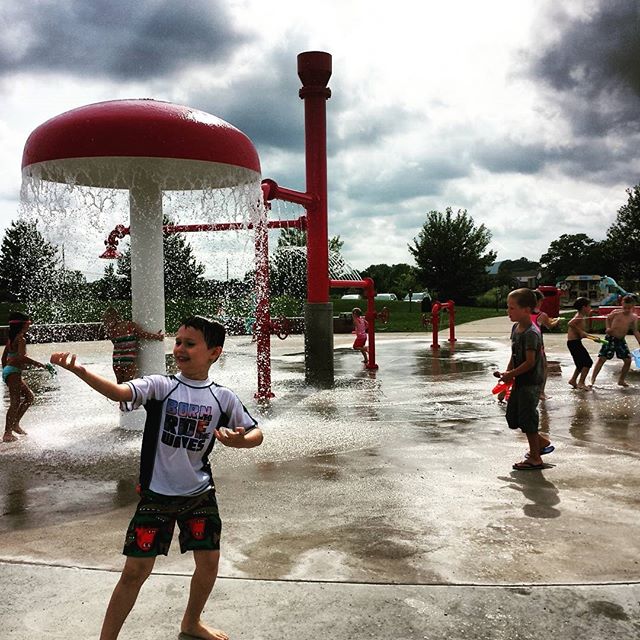 Splash park + Kona Ice Truck = Max Happiness