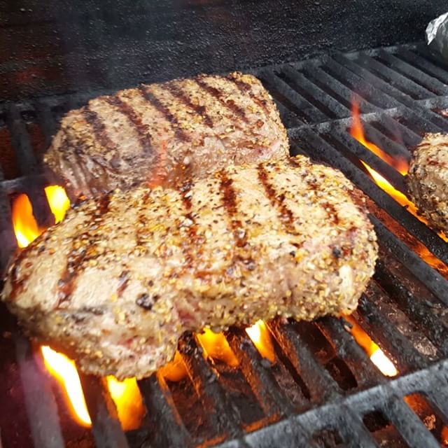 The stars aligned today to allow a brief window for cooking out on the grill. May not happen again for a while... #wintersteak