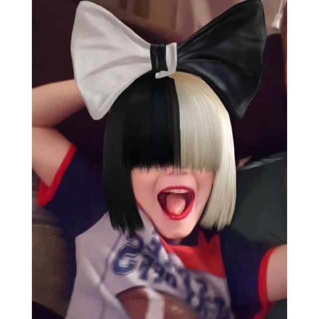 Our family as Sia. #cheapthrills